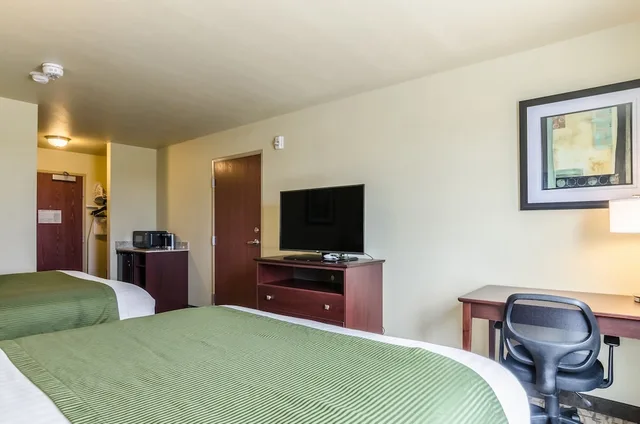 غرفة بسريرين كوين لذوي الإعاقة، Cobblestone Inn & Suites - Oberlin 3/4