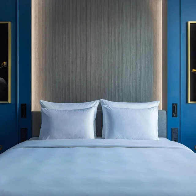 غرفة بسرير كينج بإطلالة، Hotel Luc Autograph Collection 3/7