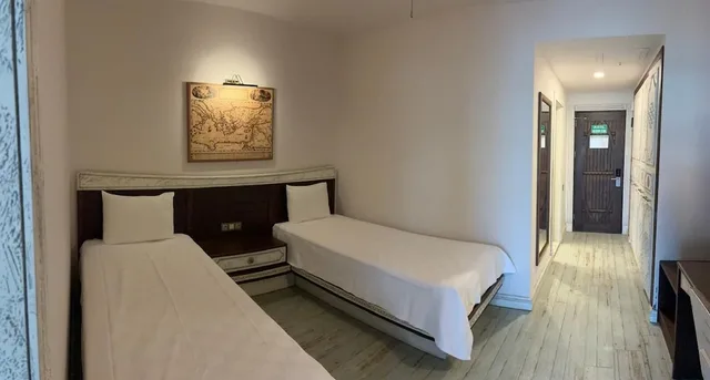 5 Rooms, Family, Twin Beds, Sofa, Balcony، Assos Barbarossa Hotel 5/8