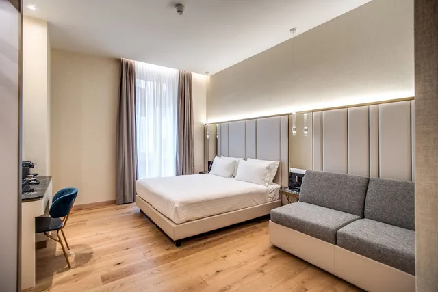 غرفة تنفيذية بسرير كوين مع أريكة مع أريكة، CC Palace Hotel 2/4