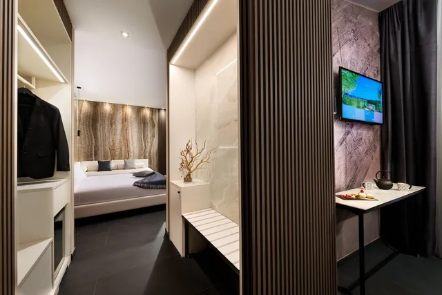 جناح بريميوم بسرير مزدوج وسرير فردي، Metropolitan Hotel 4/4