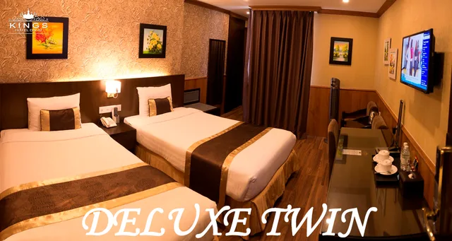 غرفة ديلوكس بسريرين منفصلين، Kings Hotel Dalat 1/2