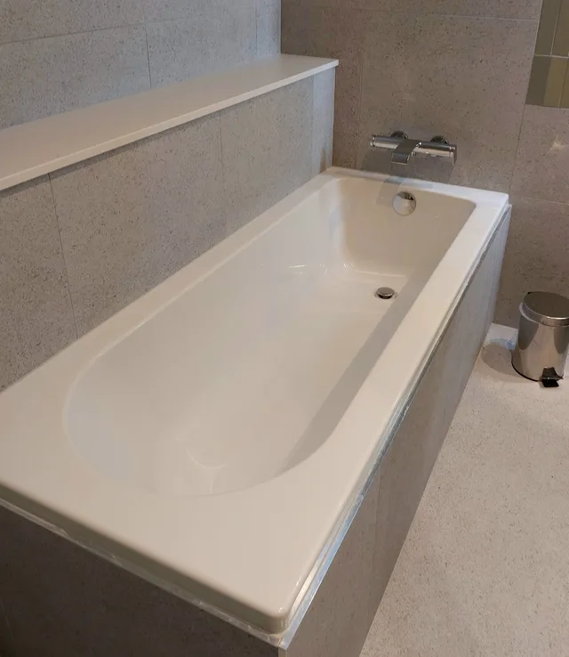 Signature Family Suite AC، Menlo Park Hotel 3/3