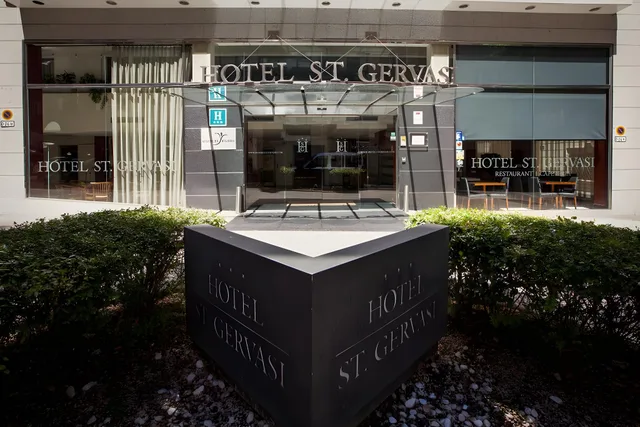 غرفة كومفورت بسرير مزدوج أو سريرين منفصلين، Silken Sant Gervasi Hotel 1/1