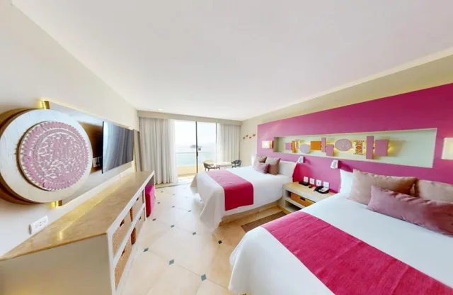 غرفة ديلوكس بسرير مزدوج، Sunscape Dorado Pacifico Resort And Spa 2/6