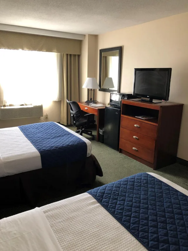 Mini, Suite, Double Bed, Capital Plaza Hotel 4/6