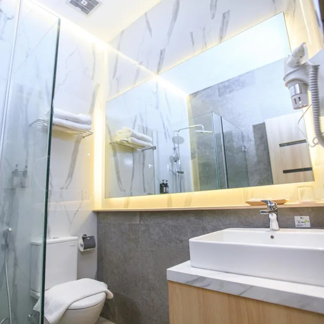 Superior, Double Bed, Two K Azana Style Hotel Bengkulu 5/5