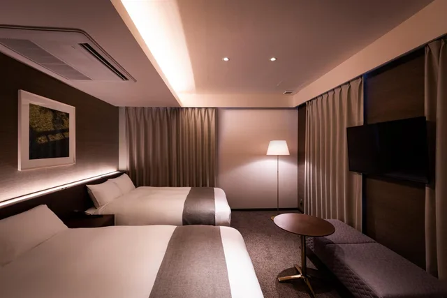 غرفة بسريرين منفصلين بحمام خاص، Yoin Hotel Kyoto Gion 4/7