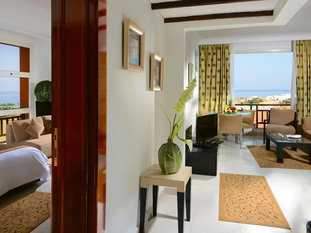 جناح ملكي بسريرين كينج، Movenpick Resort El Sokhna 5/5