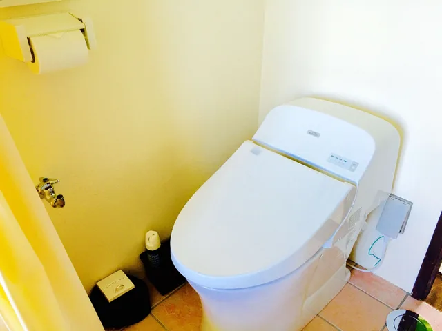 Green, King Bed, Ocean View, Sofa، Ma-Blue Garden House 4/4
