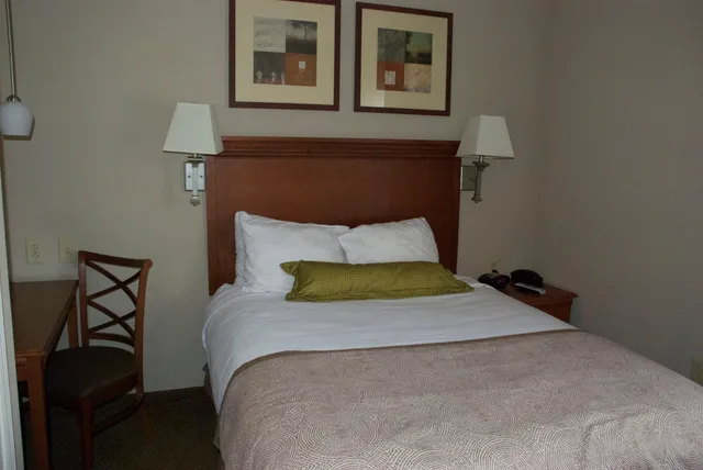 استوديو بسرير كوين، Candlewood Suites Bordentown-Trenton 4/9