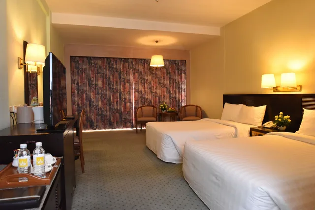 غرفة ديلوكس بسرير كينج بإطلالة على المدينة، Cambodiana Hotel 8/10