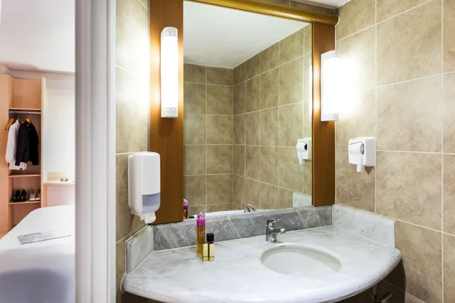غرفة بسريرين مزدوجين، Ibis Guadalajara Expo 4/6