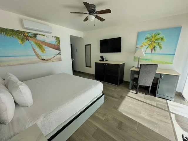 غرفة كومفورت بسرير كينج بإطلالة على البحر، Playa Bonita Resort 2/10