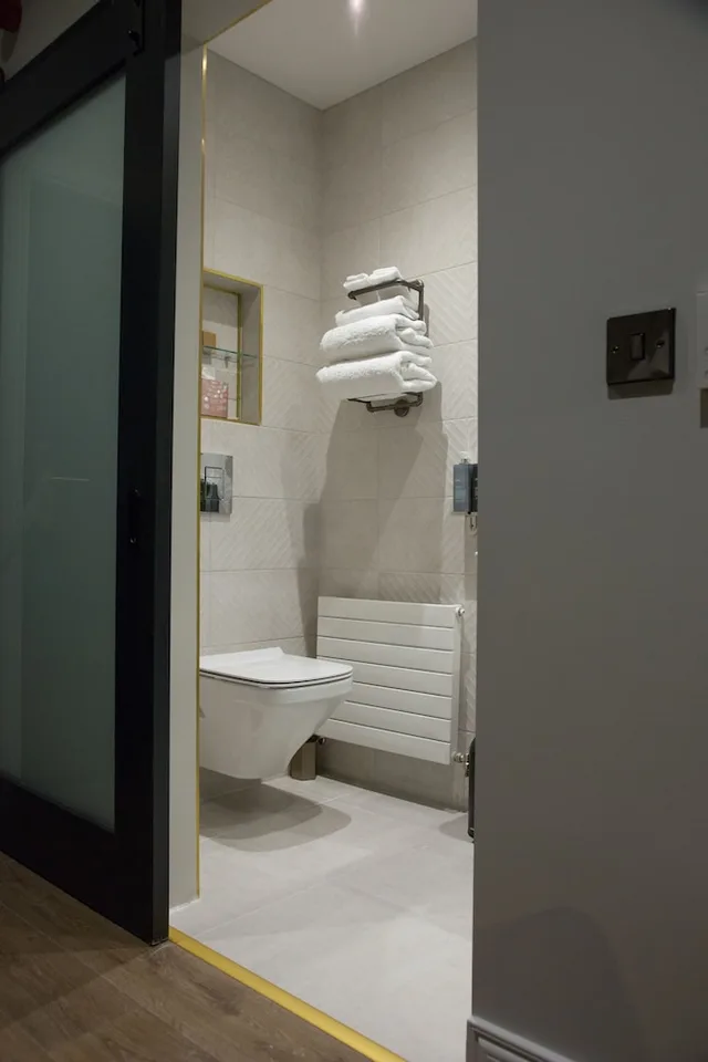 Elegant, Executive, Twin Beds، The Bedford Townhouse Cafe 3/3