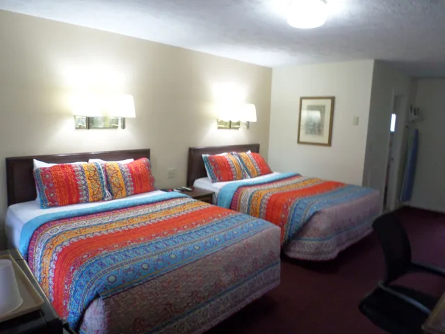 غرفة ديلوكس بسريرين مزدوجين، Knights Inn Oswego East 2/10