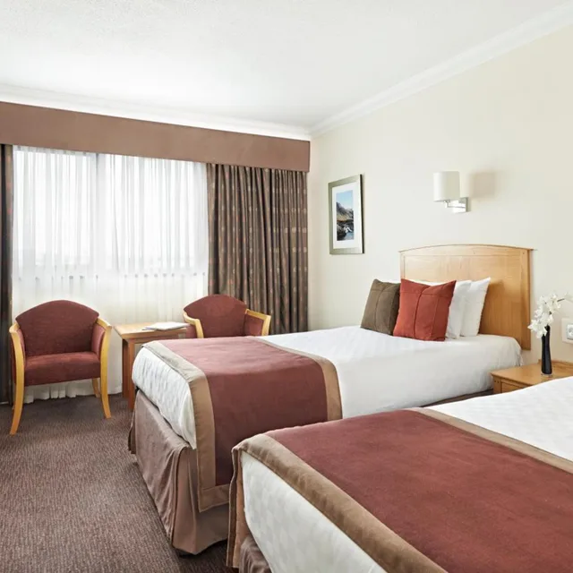 غرفة قياسية بسرير فردي، The Aberdeen Altens Hotel 2/7