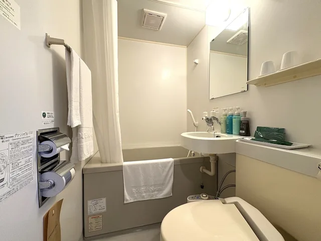 غرفة بسريرين منفصلين، Hotel Route-Inn Niihama 6/8