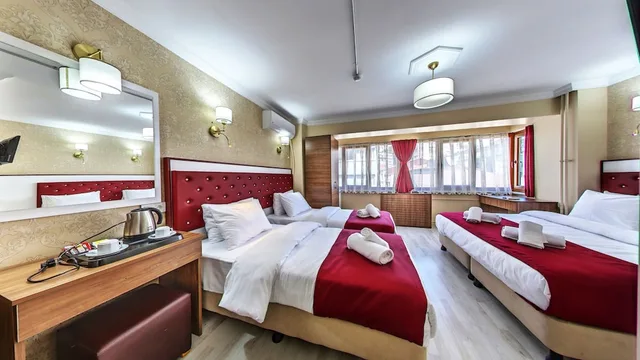 غرفة عائلية بإطلالة على المدينة، Cihangir Palace Hotel 4/10