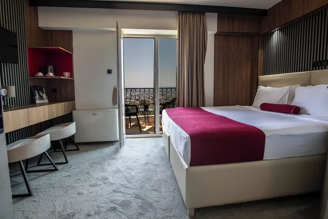 غرفة كلاسيكية بسرير كوين بإطلالة على المدينة بشرفة، VIEW INN BOUTIQUE HOTEL 8/10