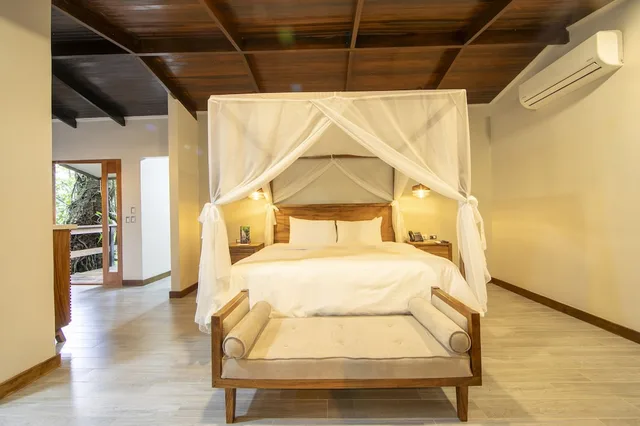 Master, Bungalow, King Bed، Chachagua Rainforest Hotel And Hacienda 5/9