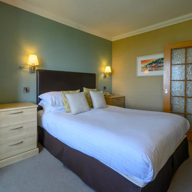 Room, Double Bed, Garden View, Trefeddian Hotel 1/8