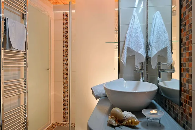 غرفة عائلية بسرير كوين وسريرين منفصلين بإطلالة على الجبل بغرفة نوم واحدة بمطبخ صغير، Fundana Villas Aparthotel 5/5