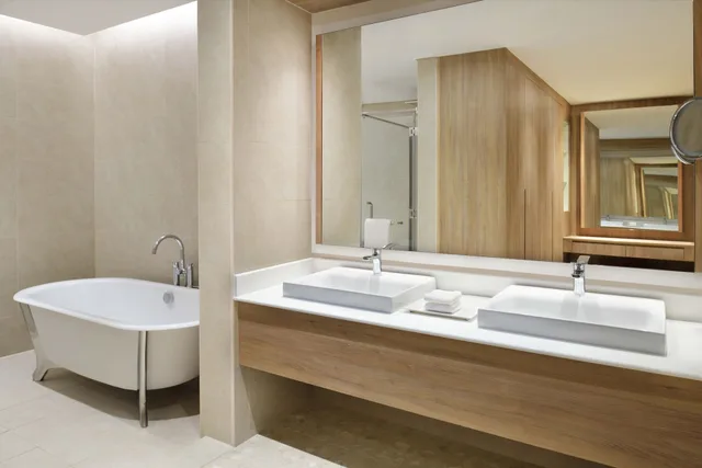 شقة بسريرين مزدوجين بإطلالة على المدينة بـ3 غرف نوم، Element City Center Doha 5/8