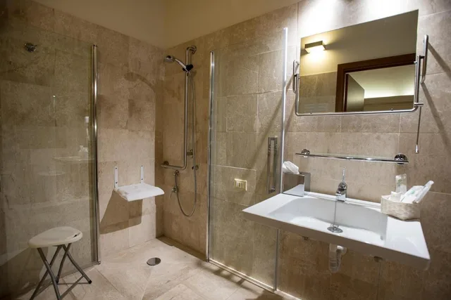 Room, Double or Twin Bed, Accessible, Hotel Flora 7/8