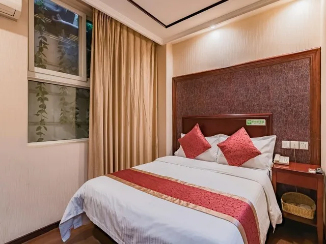 غرفة قياسية بسرير مزدوج، GreenTree Inn Beijing Yuegezhuang Hotel 1/2