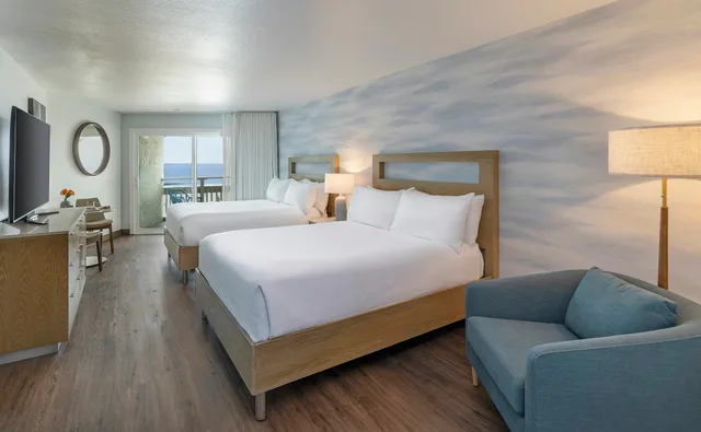 Room, 2 Queen Beds, Ocean Front, The Wayfarer San Diego 2/2