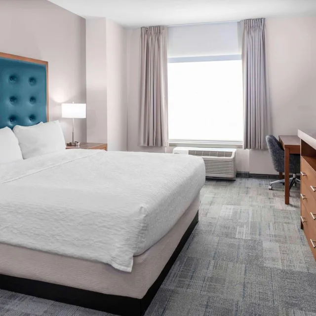 1 Bedroom, Premium, Suite, King Bed, Sofa, Homewood Suites by Hilton St. Louis - Galleria 2/4