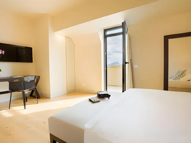 غرفة ديلوكس بشرفة، Hotel Politeama 2/2