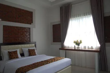 Hill, Superior، The Jhon's Cianjur Aquatic Resort 1/1