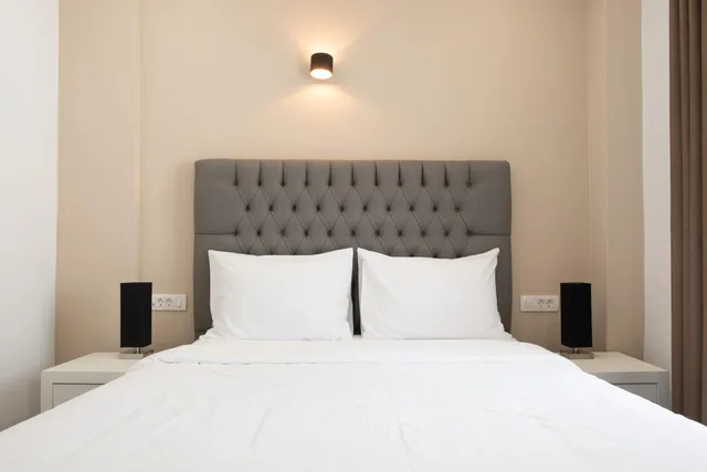 استوديو سوبيريور، Tristhenia Hotel 7/10