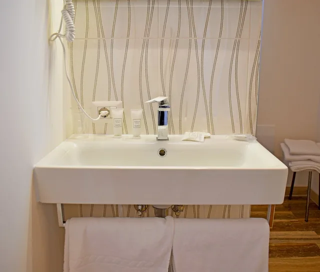 جناح بسرير مزدوج، Sant Elia Hotel 5/5