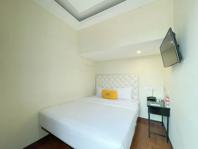 غرفة قياسية بسرير كوين للمدخنين، Panen Hotel Bandung 1/3