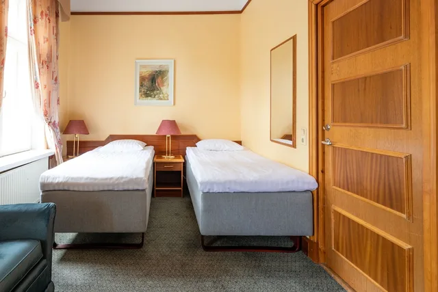 غرفة قياسية بسرير كوين، Victoria Hotel 7/9