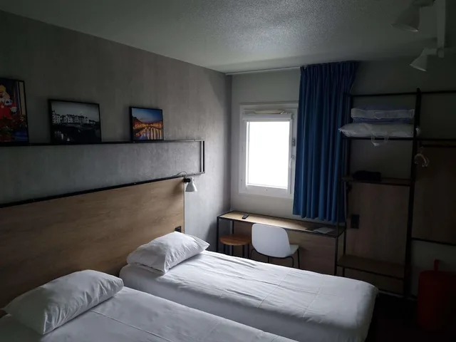 غرفة قياسية بسريرين منفصلين، Ibis Bayonne Centre 2/10