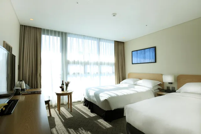 Family, Lateral Side Sea View، Best Western Haeundae Hotel 4/10