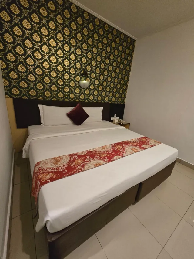 غرفة سوبيريور بسرير مزدوج، Hotel Marilyn Serpong - Tangerang Selatan 5/10
