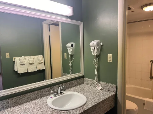 غرفة رباعية لذوي الإعاقة، Motel6 Culpeper, VA 10/10
