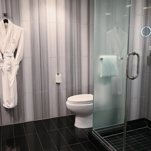 غرفة بسرير مزدوج، The Watergate Hotel 3/3