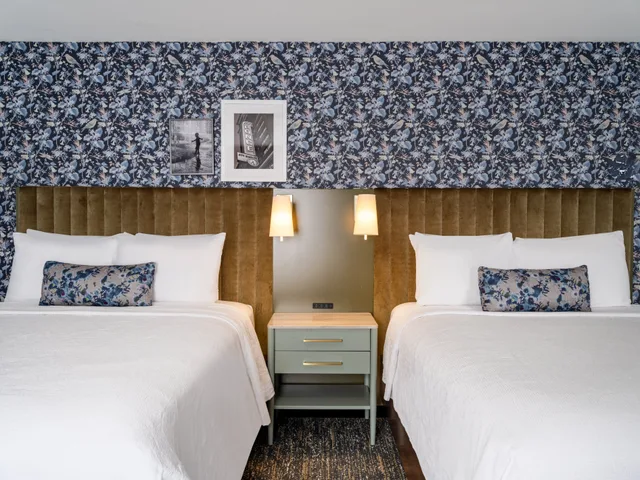 جناح بسريرين كوين، The Darwin Hotel 1/6
