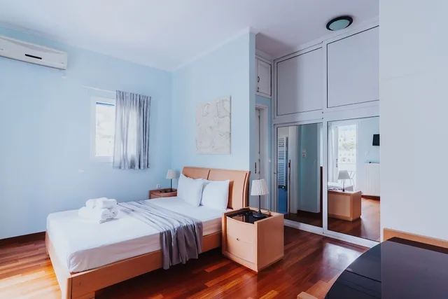 شقة سوبيريور بسرير كوين بإطلالة على الشاطئ بغرفة نوم واحدة مع أريكة بمطبخ، Vithos Aparthotel 3/5