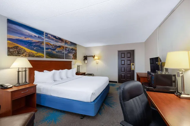 غرفة بسرير كينج، Days Inn By Wyndham Casper 1/1