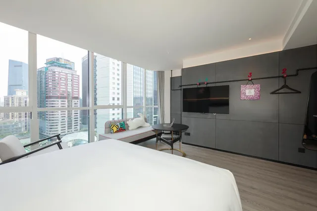 غرفة عائلية كبيرة بسرير كينج وسرير فردي، Yudu Hotel 7/9
