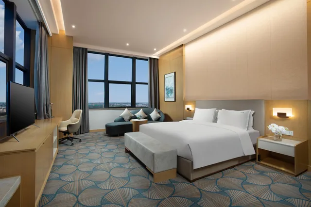 Premium, Holiday Inn Jiashan 4/7