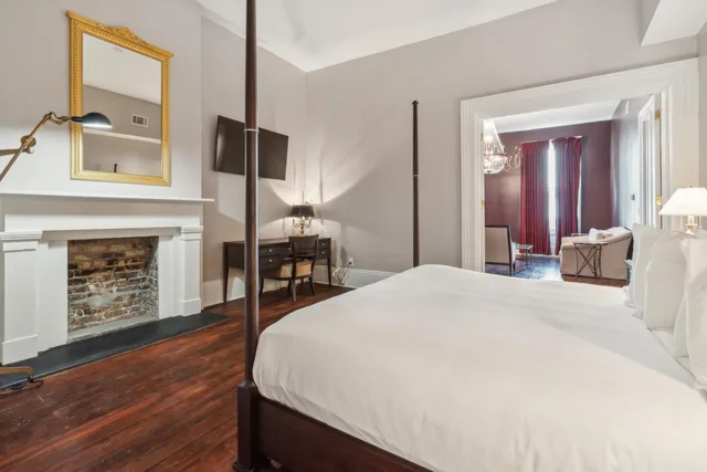 جناح بسرير كينج، Maison Saint Charles 1/5