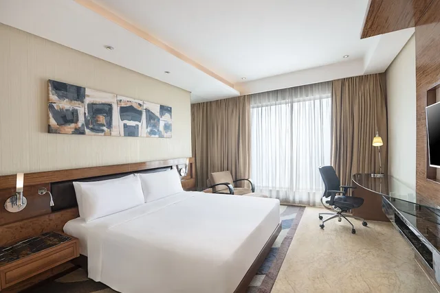 غرفة ديلوكس بسرير كينج، Radisson Blu Hotel Kaushambi Delhi Ncr 1/4